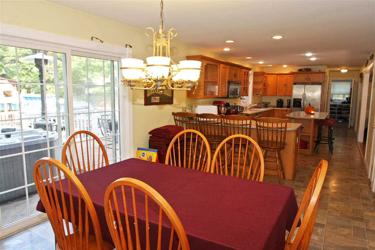 148 Lowell Street Rochester, NH 03867 - Photo 8 of 33