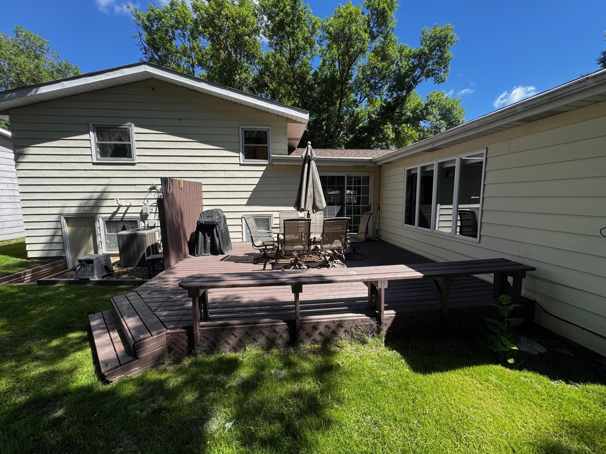 906 Birch Street Marshall, MN 56258 - Photo 23 of 30