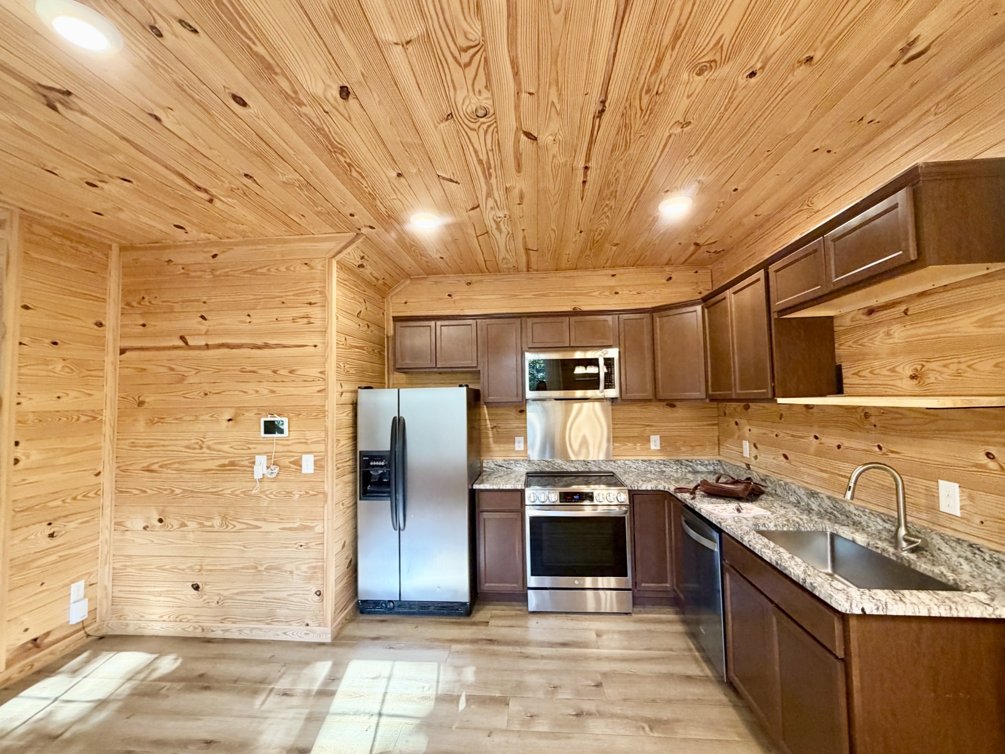 663 Promise Land Road Charlotte, TN 37036 - Photo 10 of 44 Gallery Image 10