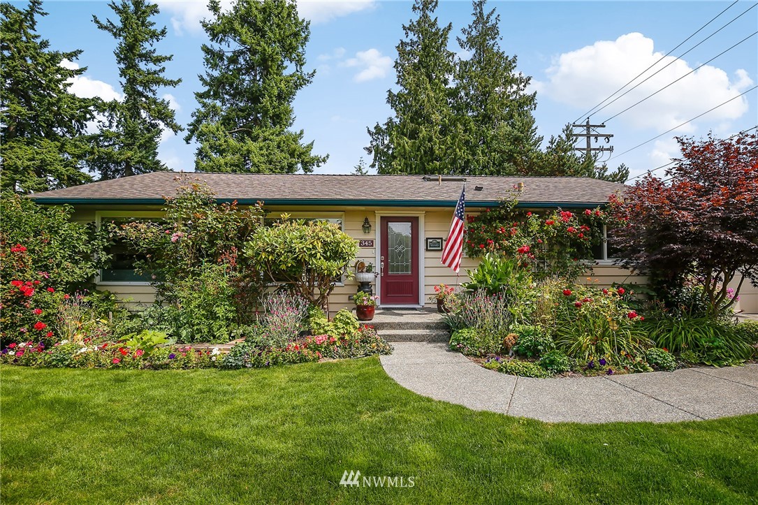 345 Heather Road Everett, WA 98203 - Photo 1 of 25