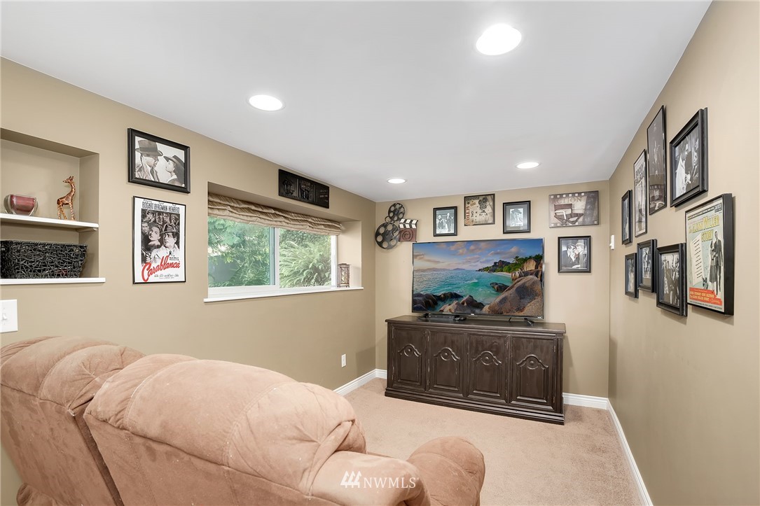 345 Heather Road Everett, WA 98203 - Photo 23 of 25