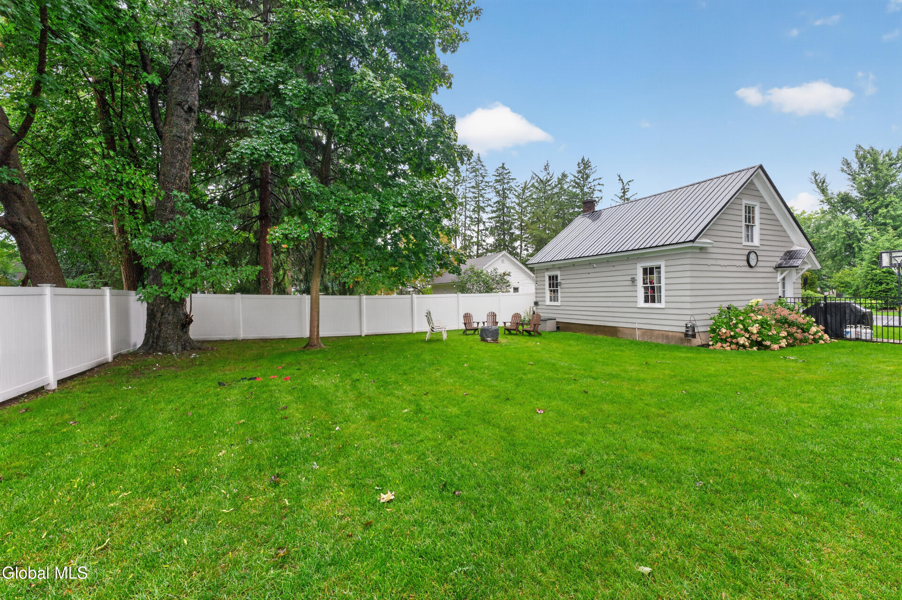4 Sunnyside Road Scotia, NY 12302 - Photo 59 of 59 Yard 5