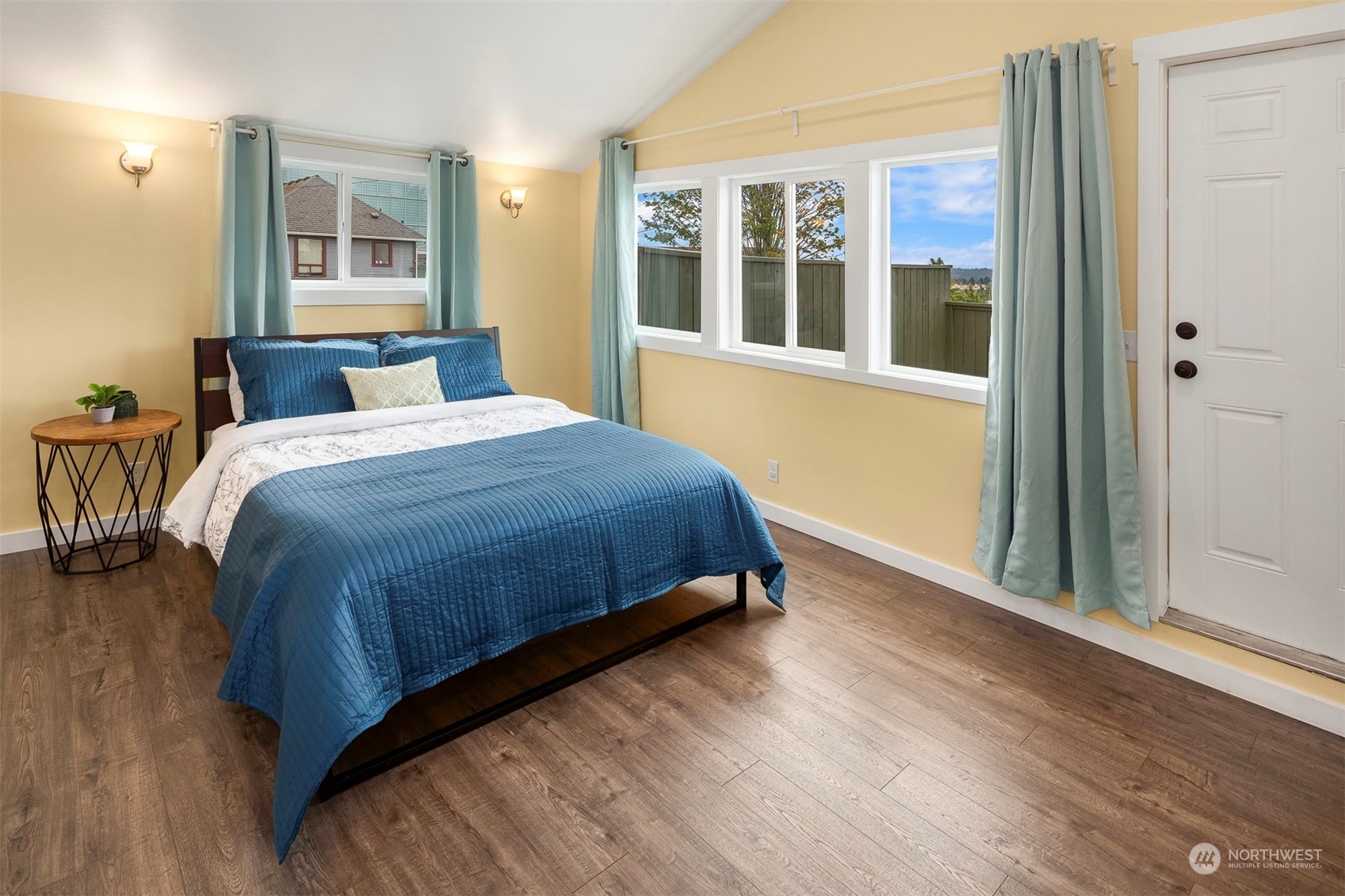 3113 Oakes Avenue Everett, WA 98201 - Photo 10 of 23