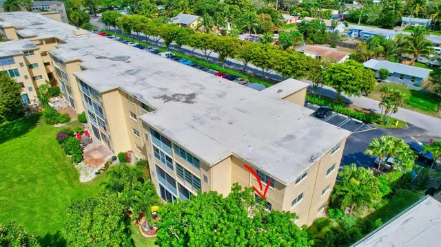 $159,900 | 2615 Northeast 3rd Street, Unit 301, Boynton Beach, FL 33435