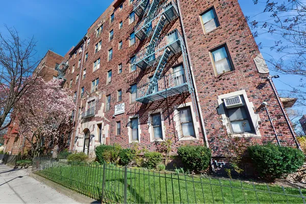 $249,000 | 2515 Glenwood Road, Unit 2E | Flatbush