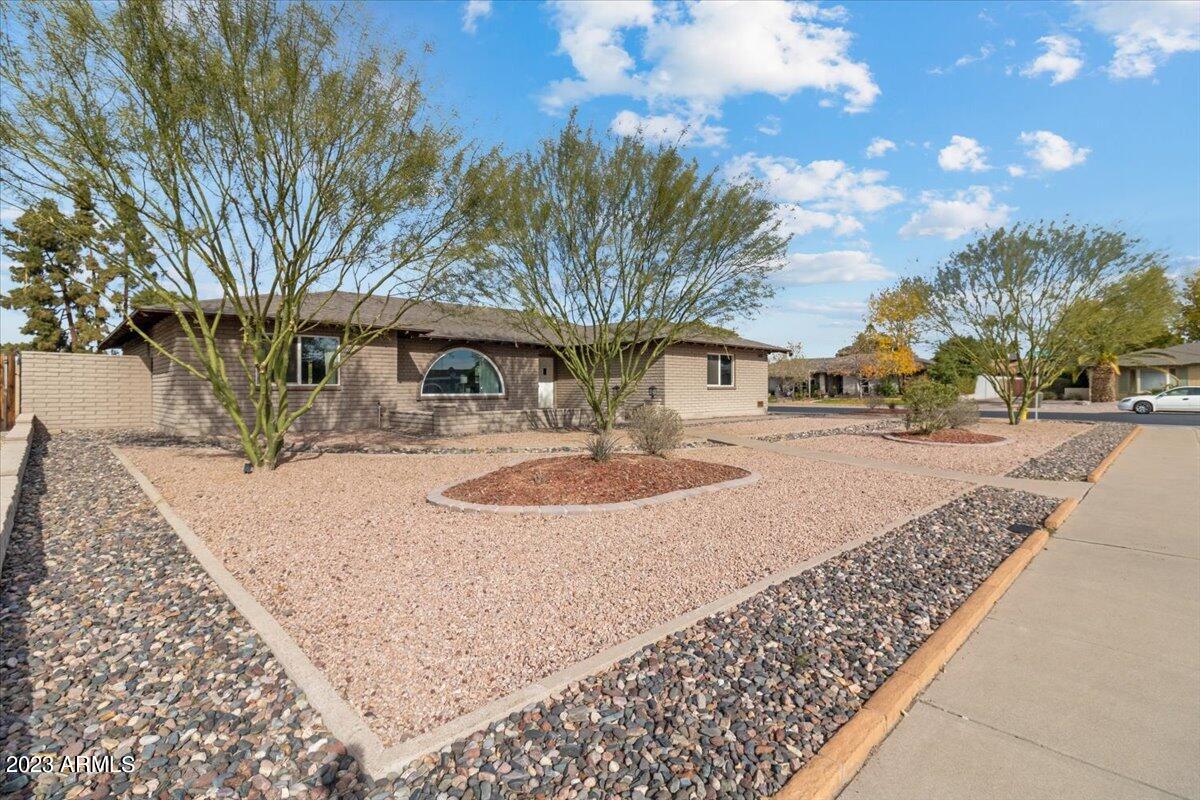 2080 East Riviera Drive Tempe, AZ 85282 - Photo 2 of 22 28-IMG_0283