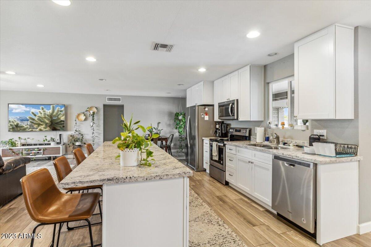 2080 East Riviera Drive Tempe, AZ 85282 - Photo 6 of 22 09-IMG_0226