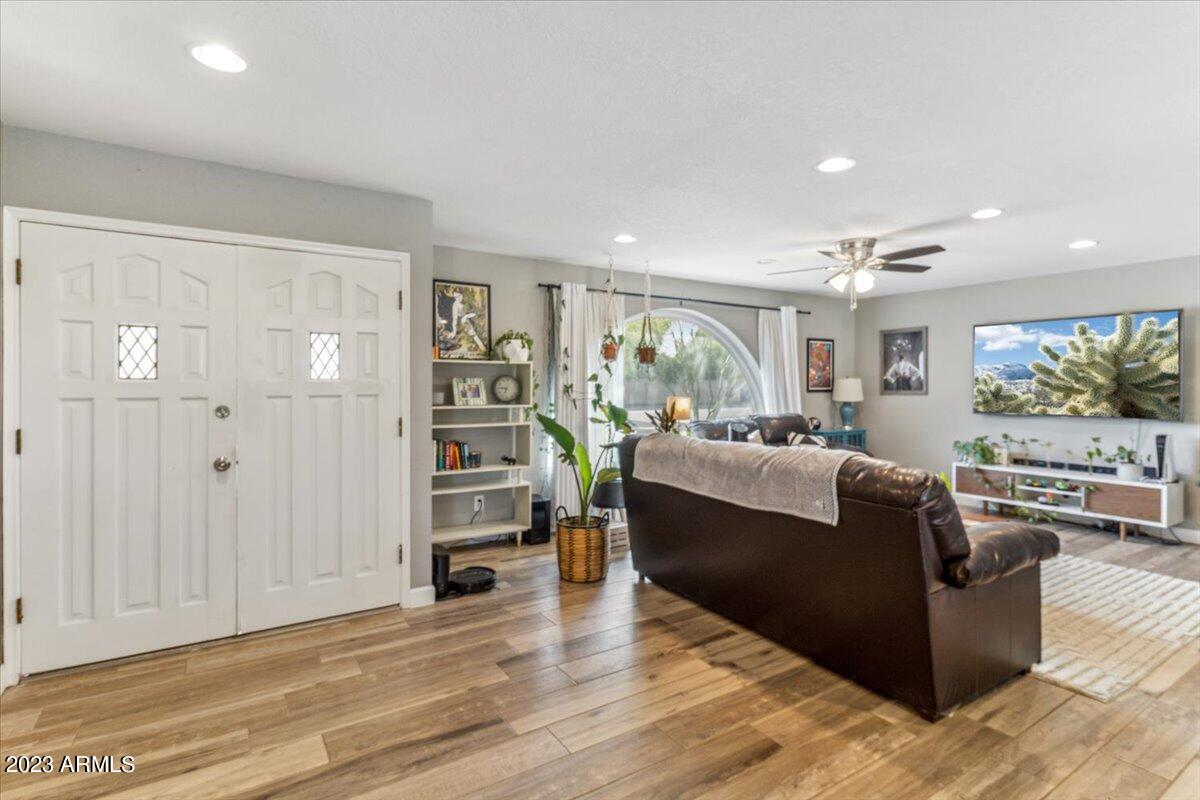 2080 East Riviera Drive Tempe, AZ 85282 - Photo 9 of 22 12-IMG_0235