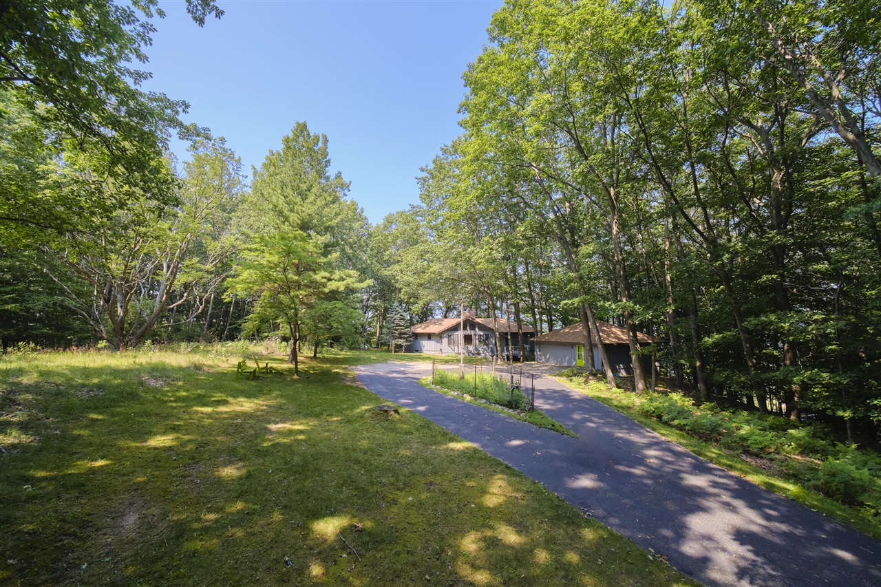 2521 Crescent Beach Road Manistee, MI 49660 - Photo 45 of 72