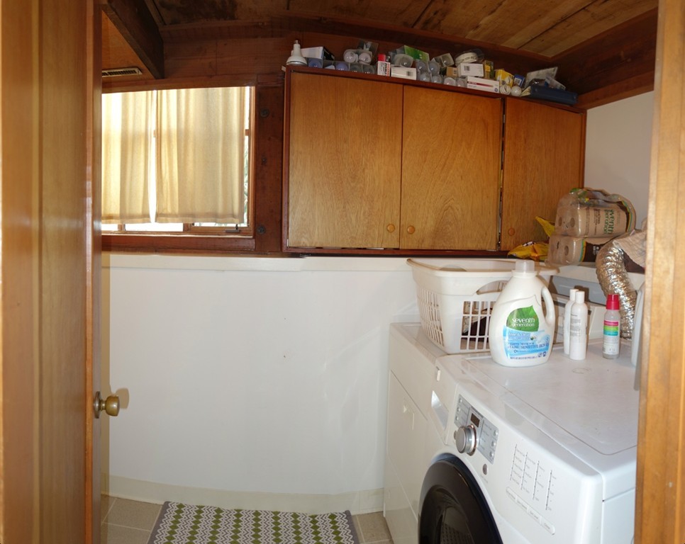 53 Pine Grove, Unit 53 Amherst, MA 01002 - Photo 18 of 24 a utility room with dryer and washer