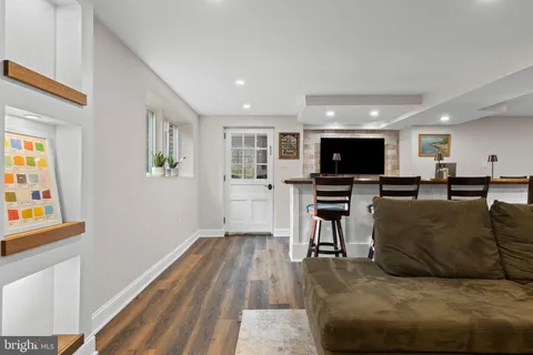 $1,250,000 | 60 Chapel Hill Road, Media, PA 19063