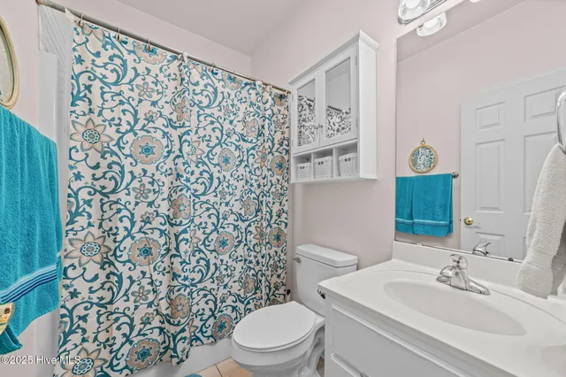 $550,000 | 111 Seaview Court, Bath, NC 27808