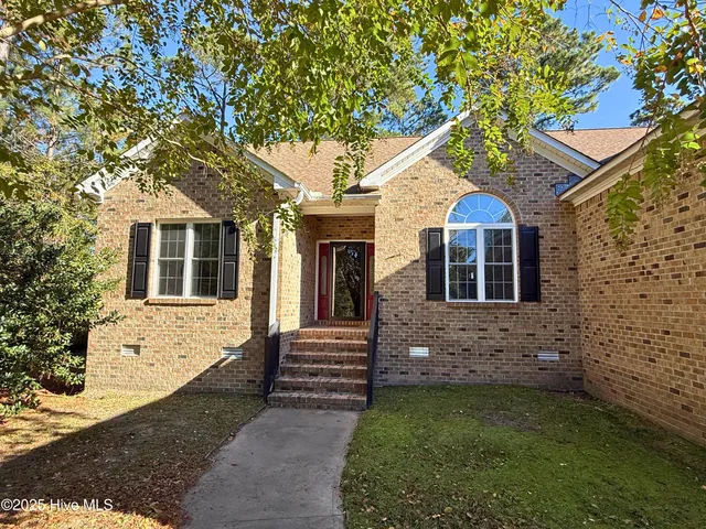 $550,000 | 111 Seaview Court, Bath, NC 27808