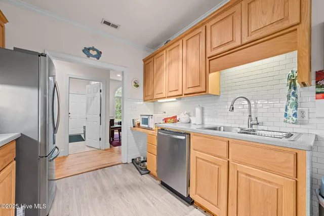 $550,000 | 111 Seaview Court, Bath, NC 27808