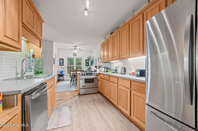 $550,000 | 111 Seaview Court, Bath, NC 27808