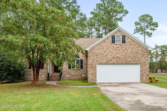$550,000 | 111 Seaview Court, Bath, NC 27808