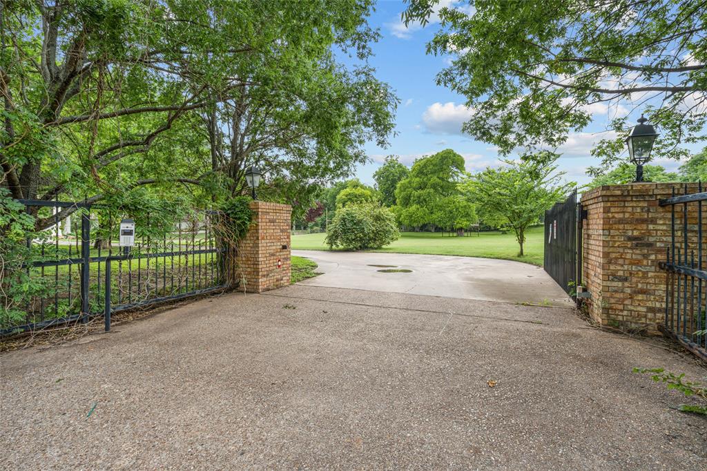 4812 Williams Road Benbrook, TX 76116 - Photo 28 of 40