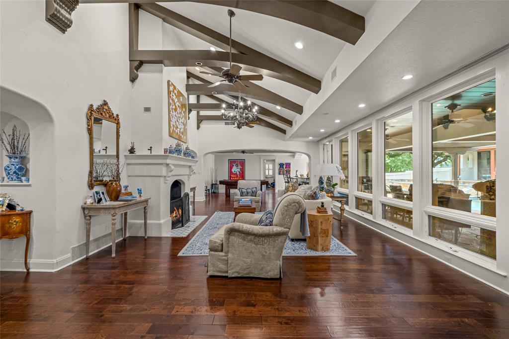 4812 Williams Road Benbrook, TX 76116 - Photo 8 of 40