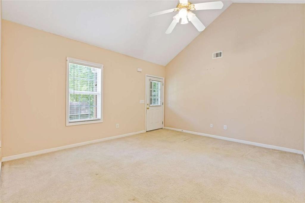 15 Twin Lakes Road Winder, GA 30680 - Photo 5 of 32