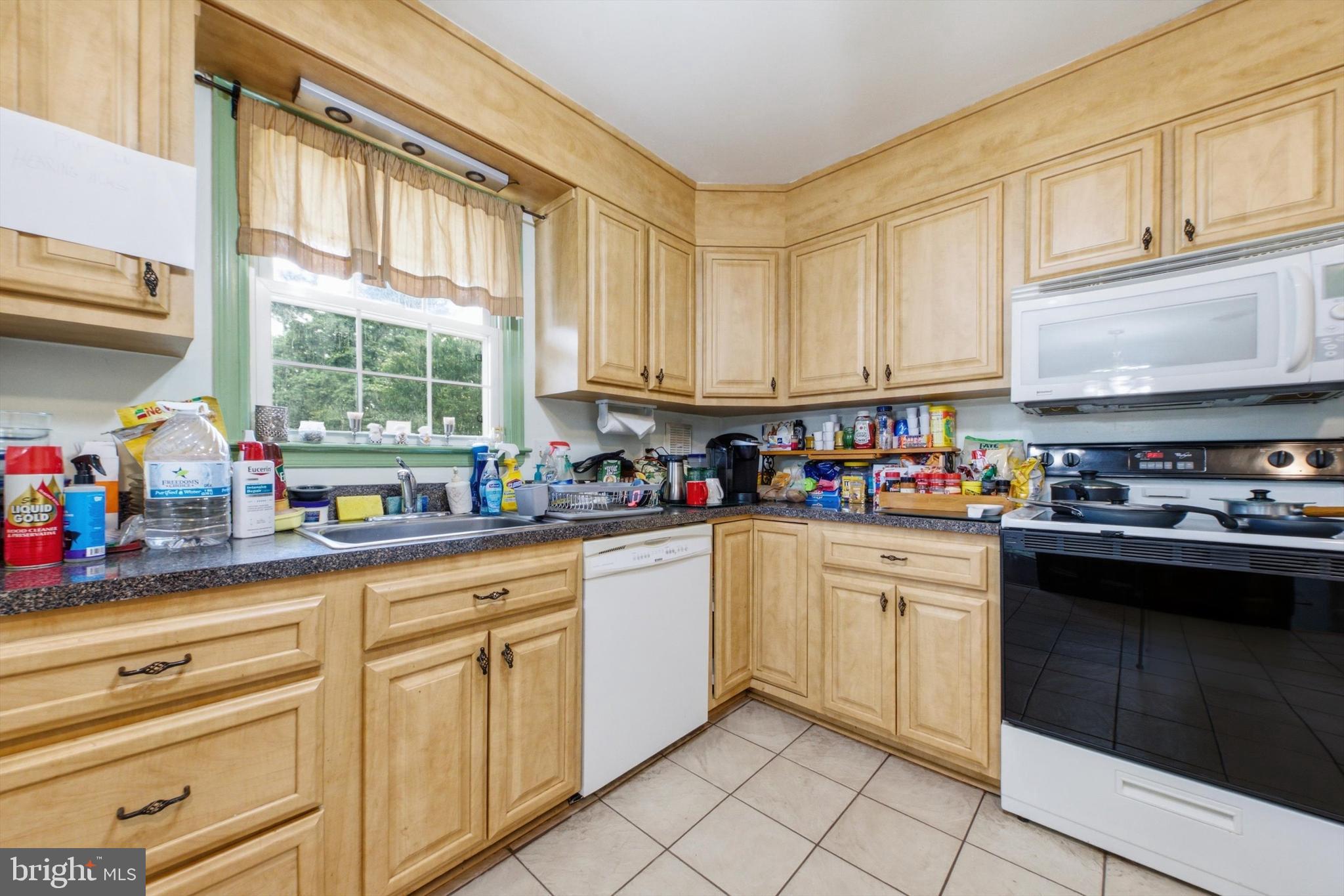 776 Evergreen Road Severn, MD 21144 - Photo 10 of 55 Kitchen