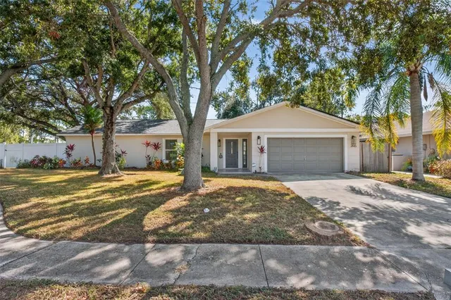 $700,000 | 2445 Old Coach Trail, Clearwater, FL 33765
