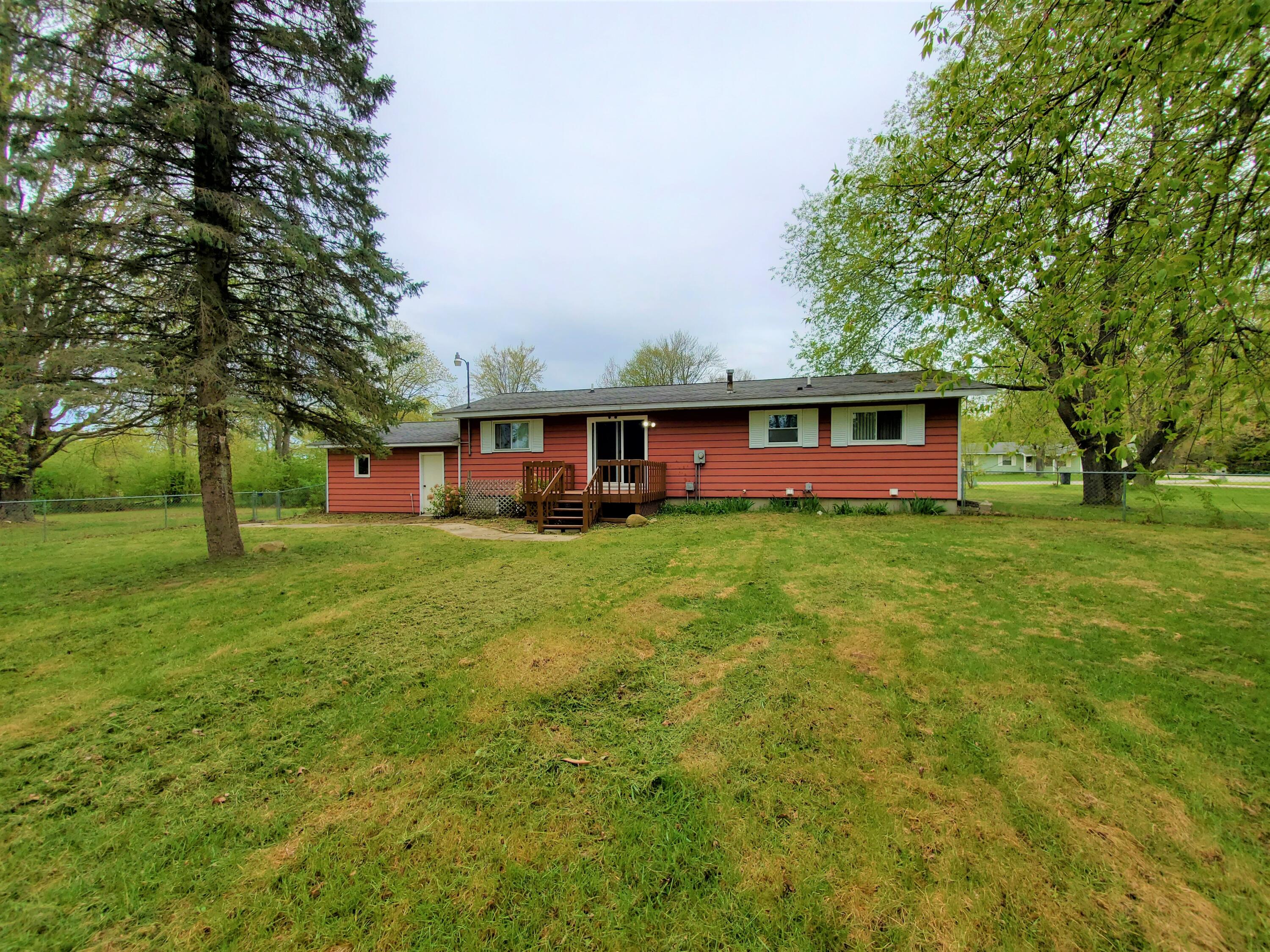 3925 Cecil Road Cadillac, MI 49601 - Photo 2 of 53 20220518_130151