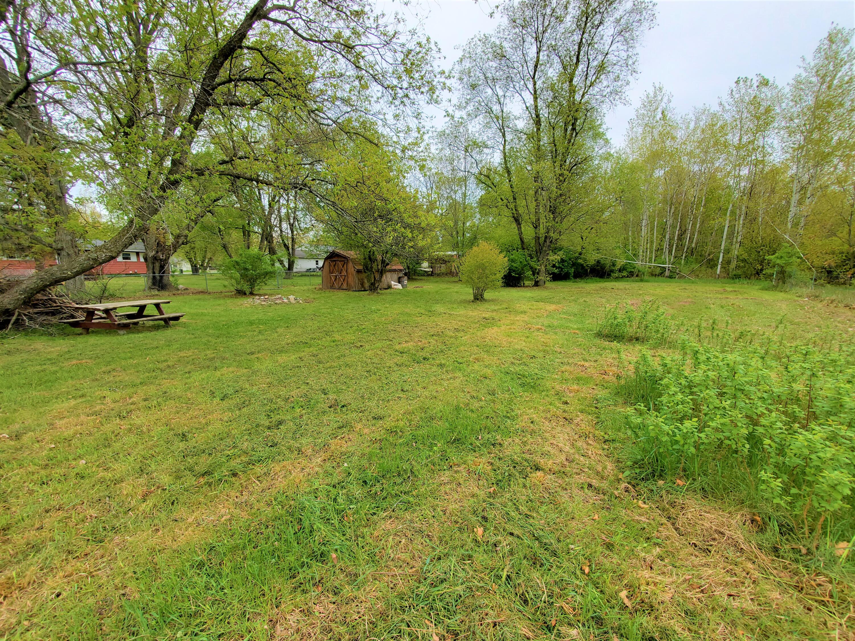 3925 Cecil Road Cadillac, MI 49601 - Photo 46 of 53 20220518_130441