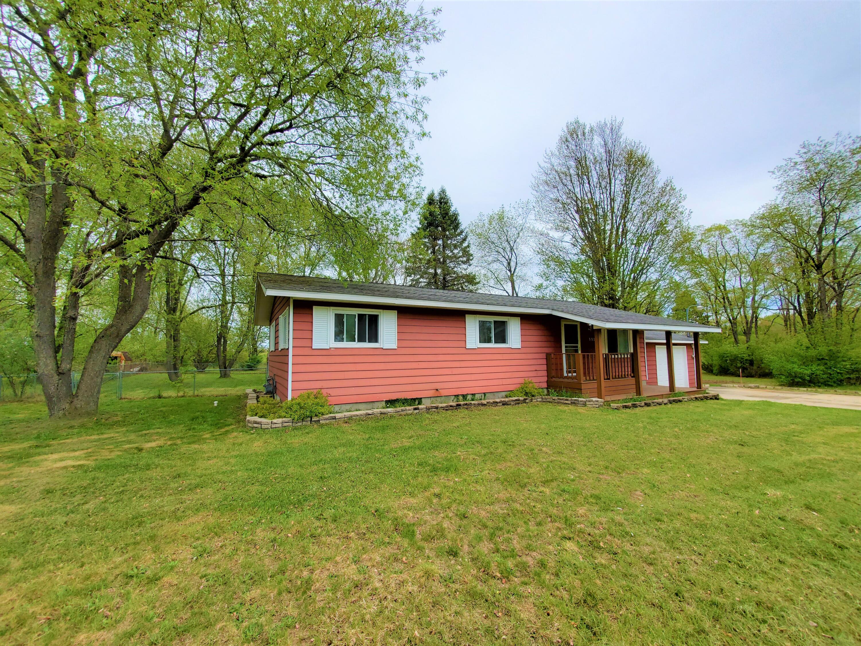 3925 Cecil Road Cadillac, MI 49601 - Photo 51 of 53 20220518_131104