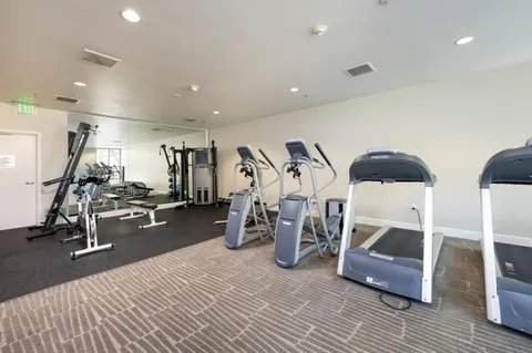 $3,400 | 1 Mandalay Place, Unit 905, South San Francisco, CA 94080