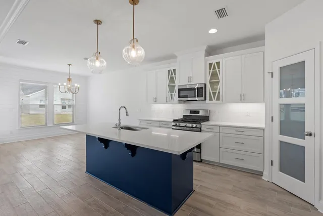 $561,119 | 1484 Summerbrooke Drive, Tallahassee, FL 32312