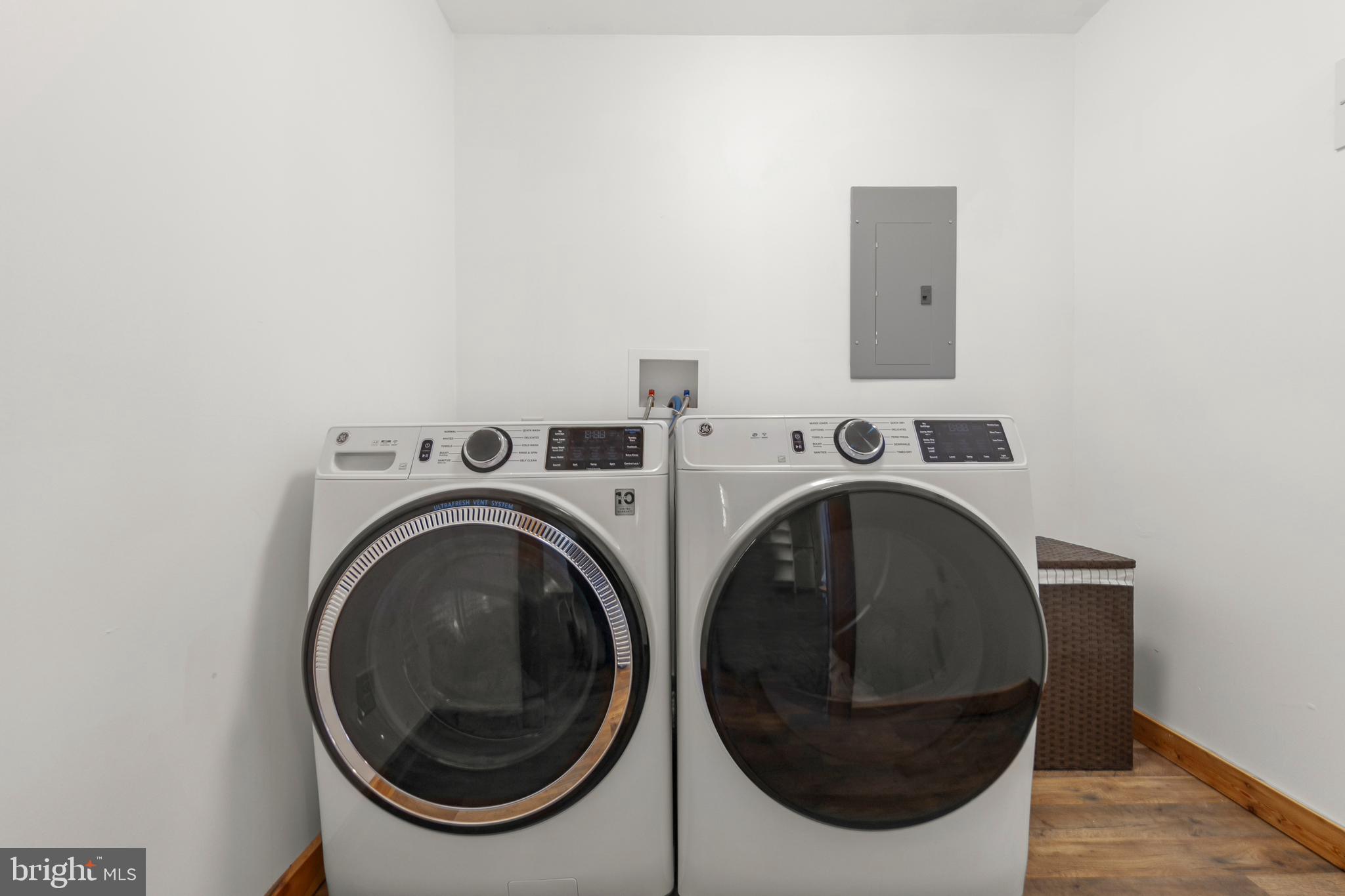 571 Rest Church Road Winchester, VA 22603 - Photo 23 of 45 a utility room with dryer and washer