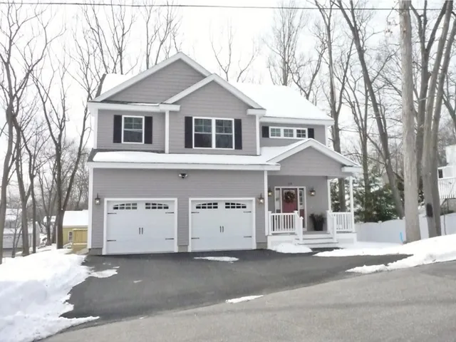 $6,500 | 214 Dallaire Street, Manchester, NH 03104