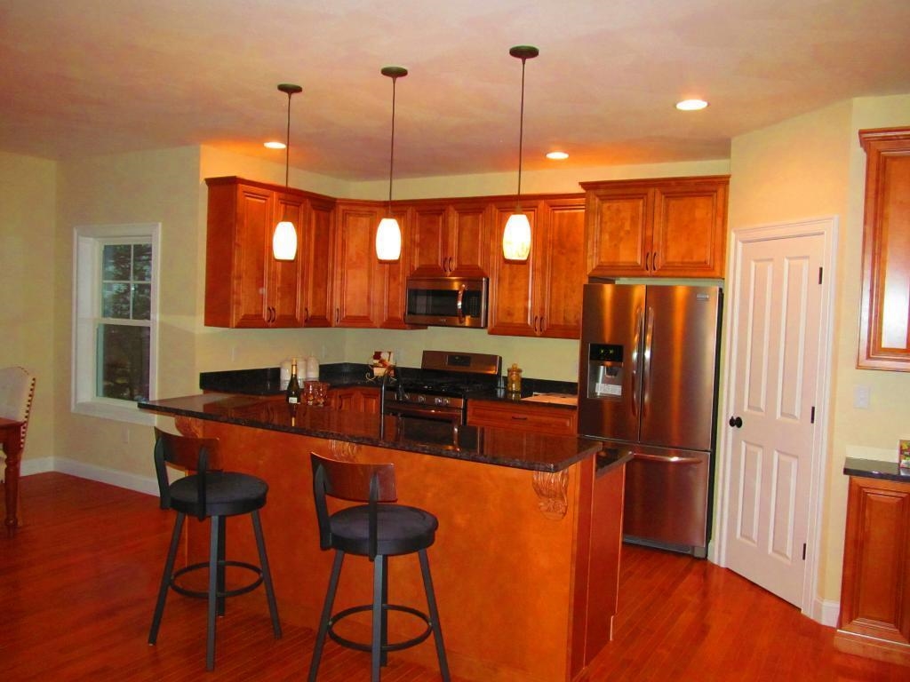 214 Dallaire Street Manchester, NH 03104 - Photo 3 of 20