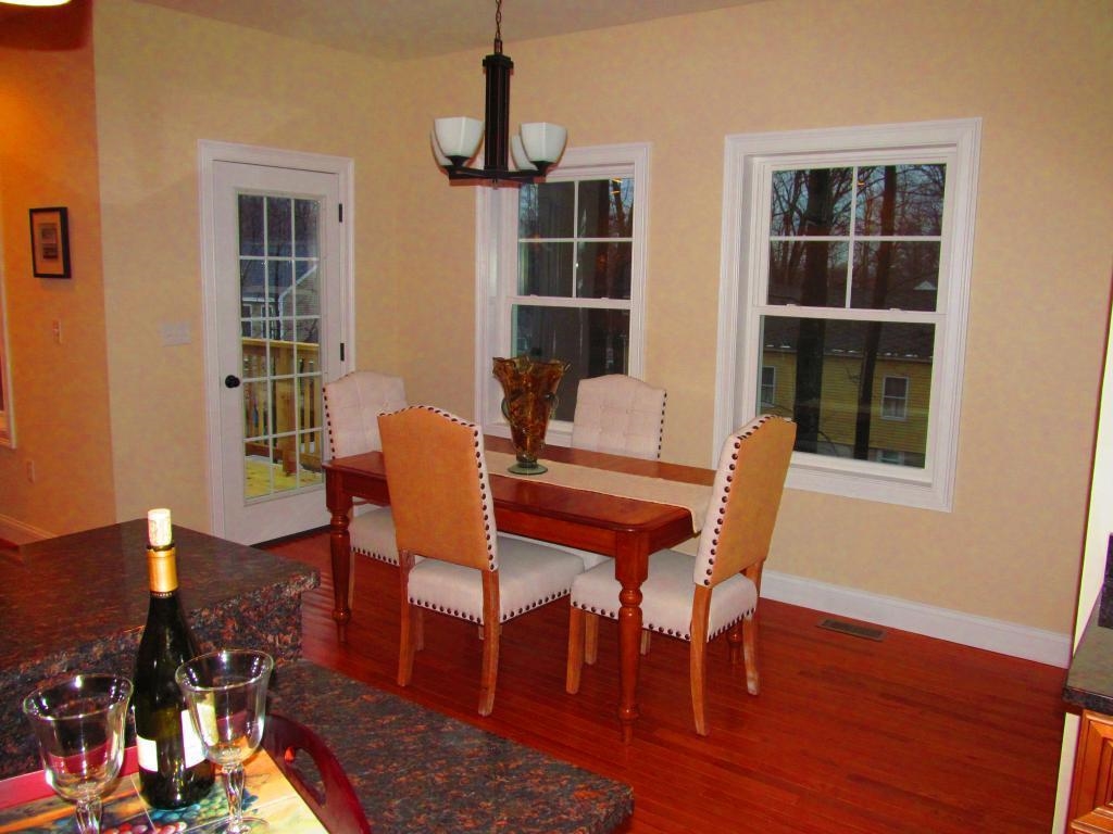 214 Dallaire Street Manchester, NH 03104 - Photo 4 of 20