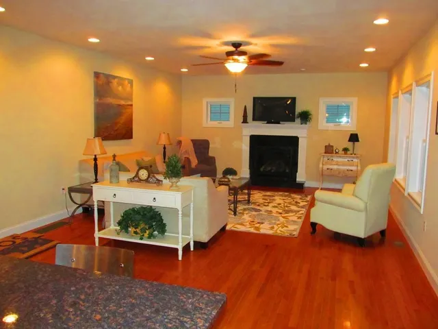 $6,500 | 214 Dallaire Street, Manchester, NH 03104