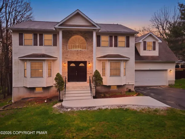$645,000 | 49 Seneca Road, Mount Pocono, PA 18344