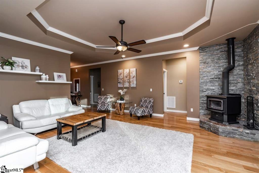 1540 Hanging Rock Road Boiling Springs, SC 29316 - Photo 5 of 22 Gallery Image 5
