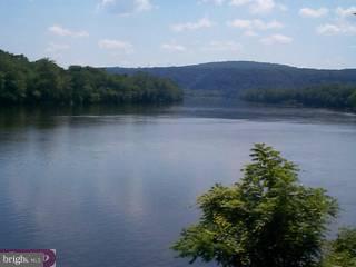 1830 Easton Road Riegelsville, PA 18077 - Photo 3 of 6 Gallery Image 3