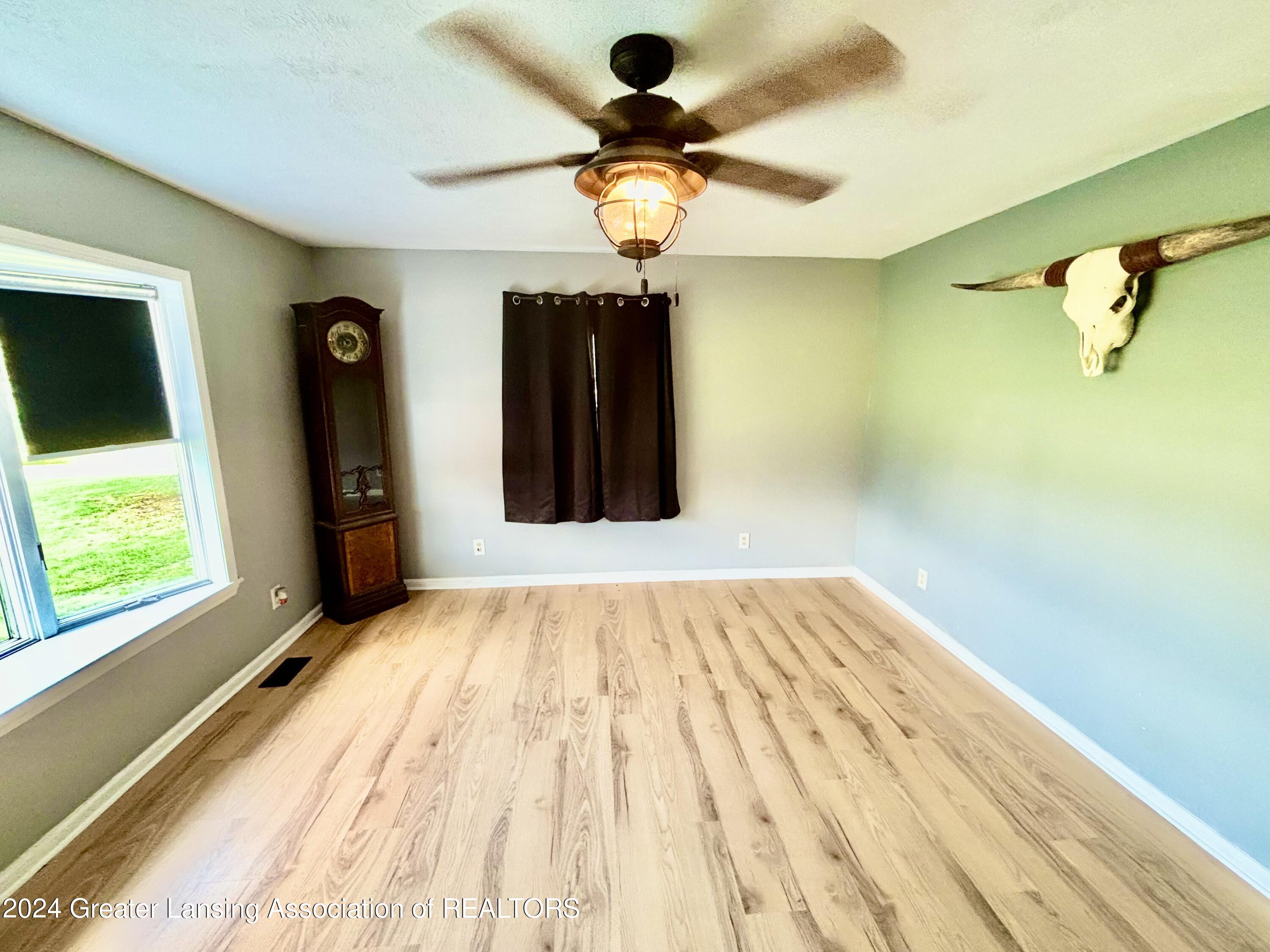 1127 North Stine Road Charlotte, MI 48813 - Photo 13 of 51 IMG_7166