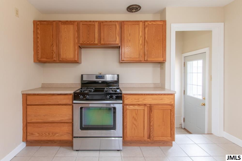 7000 Browns Lake Road Jackson, MI 49201 - Photo 8 of 15 Photo 8