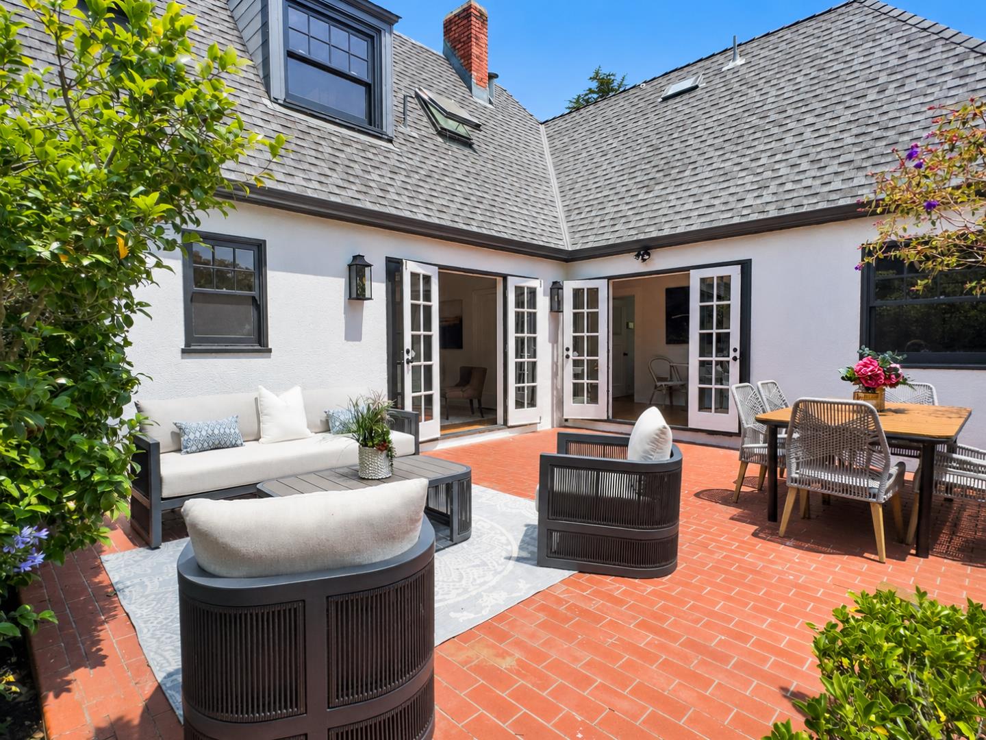 554 Edgewood Road San Mateo, CA 94402 - Photo 4 of 14