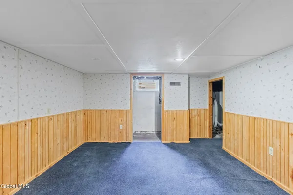 $299,900 | 3275 Franklin Street, Rotterdam, NY 12306