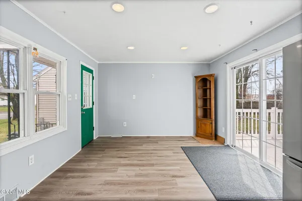 $299,900 | 3275 Franklin Street, Rotterdam, NY 12306