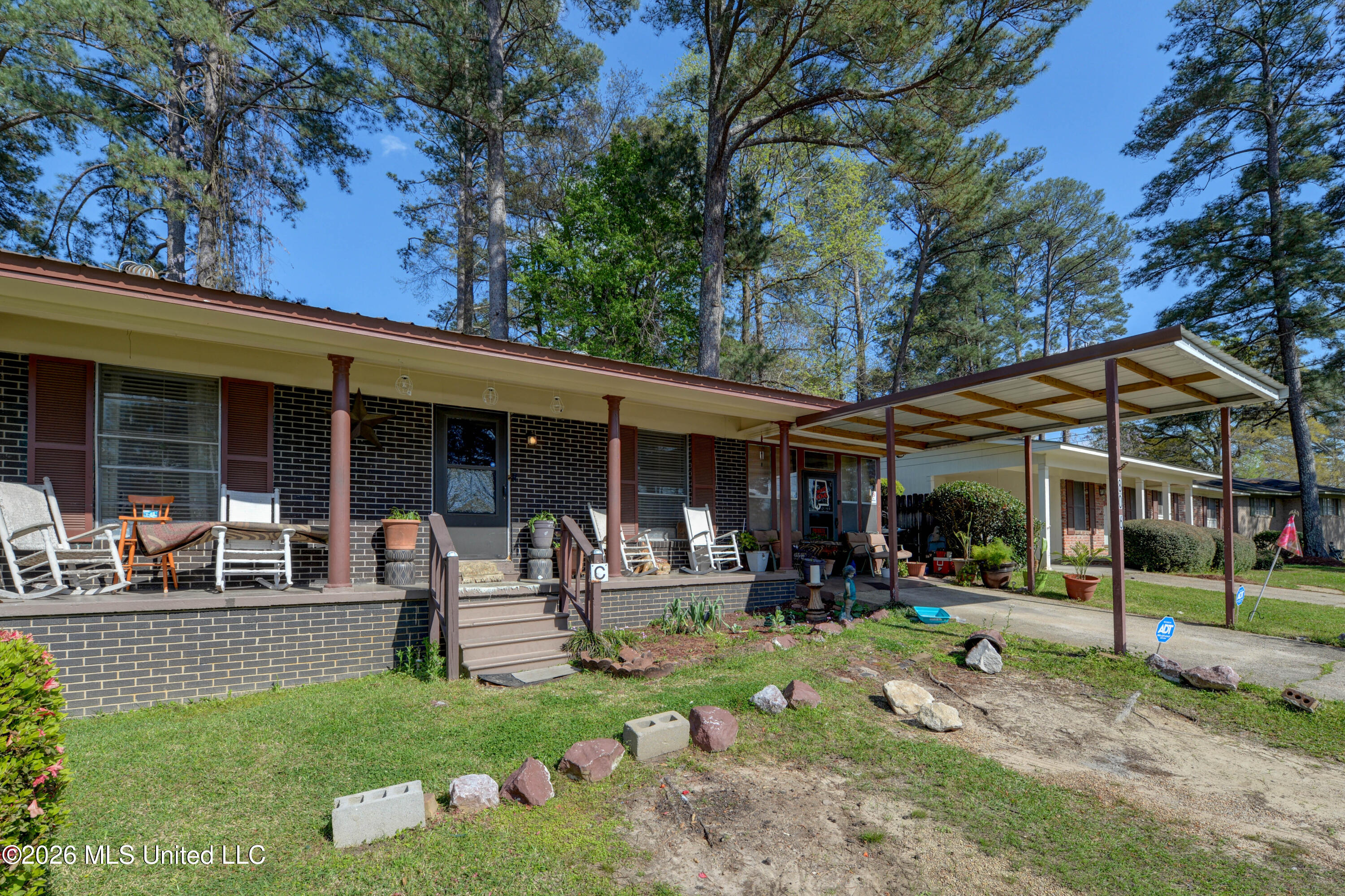 806 64th Avenue Meridian, MS 39307 - Photo 3 of 15 02