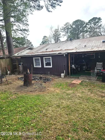 $98,000 | 806 64th Avenue, Meridian, MS 39307