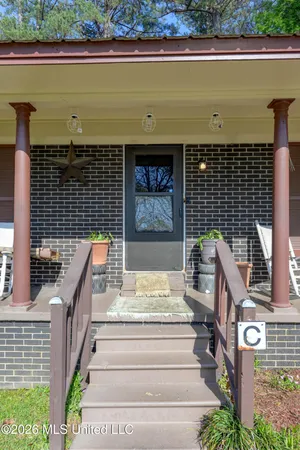 $98,000 | 806 64th Avenue, Meridian, MS 39307