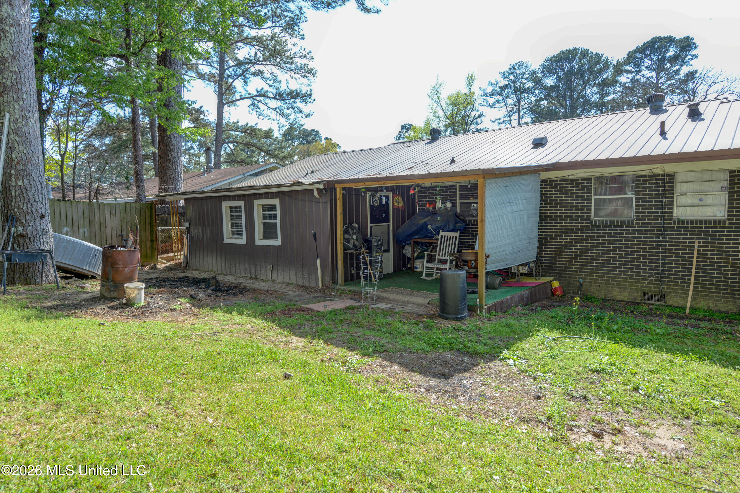 806 64th Avenue Meridian, MS 39307 - Photo 7 of 15 06