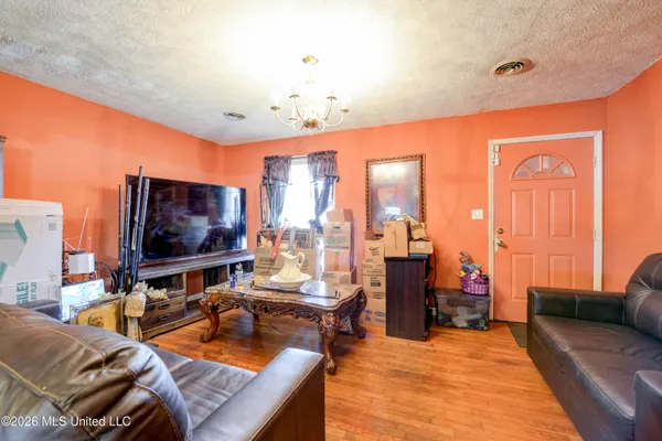 $98,000 | 806 64th Avenue, Meridian, MS 39307