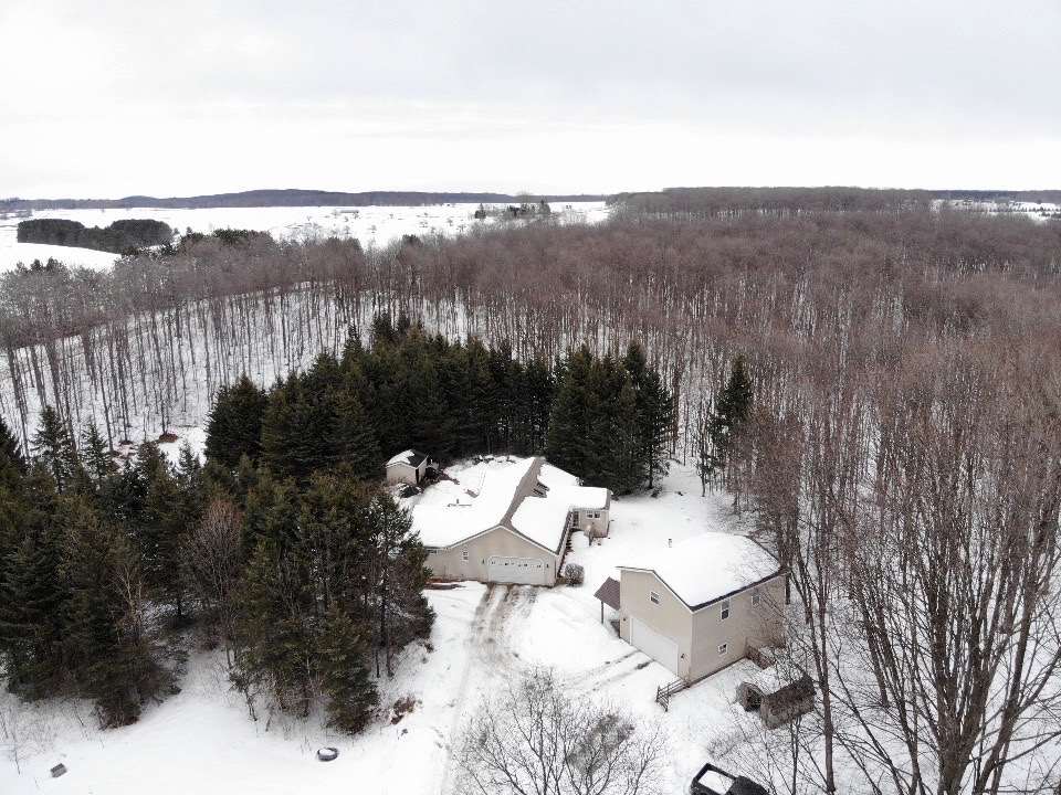2141 South 23 Road Boon, MI 49618 - Photo 5 of 47 1873536-4.JPG