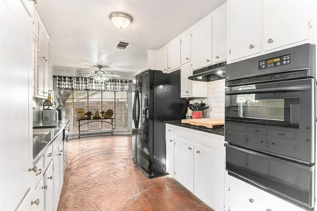 $295,000 | 6608 Swanee Court, Watauga, TX 76148